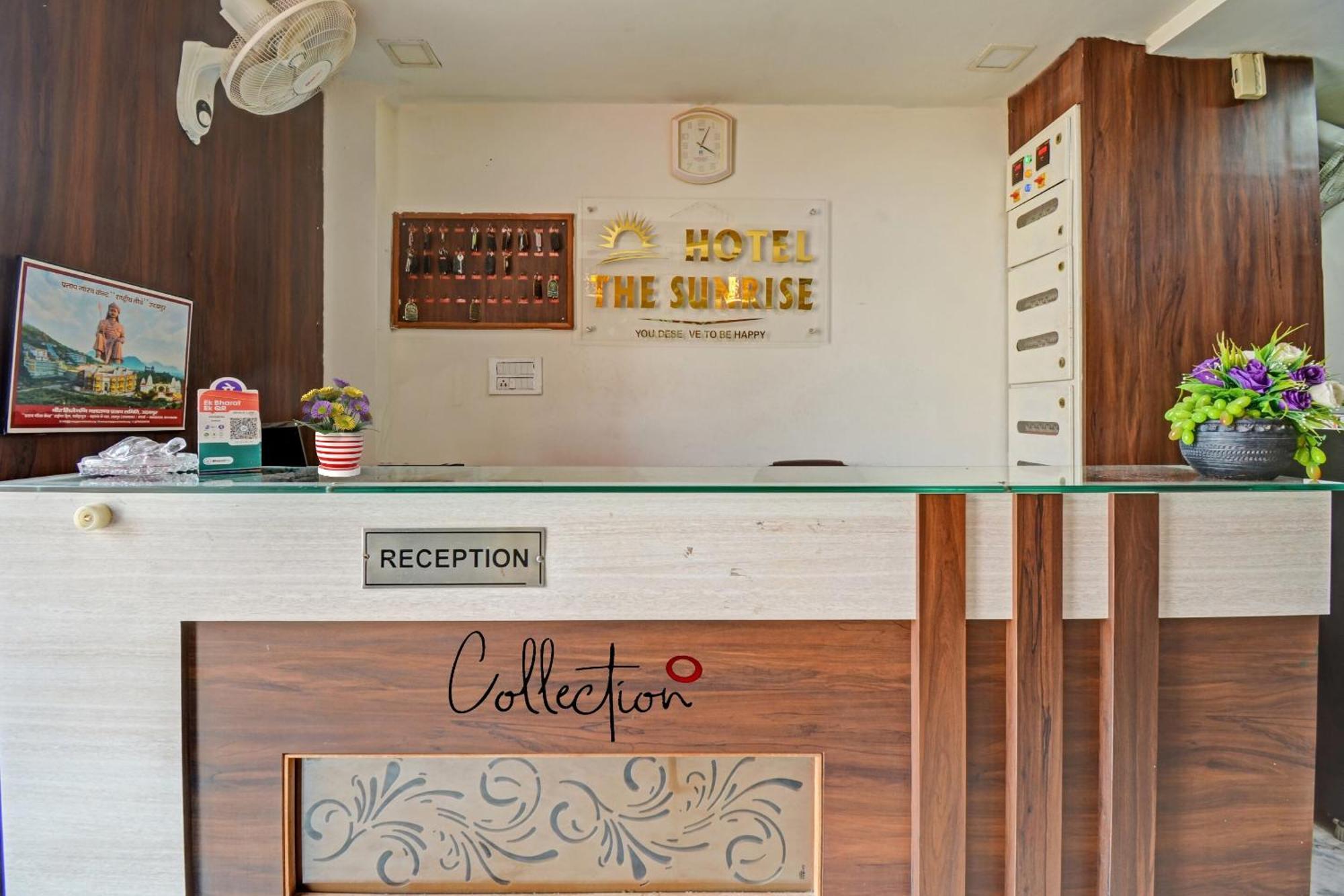 Collection O The Sunrise Udaipur Exterior foto